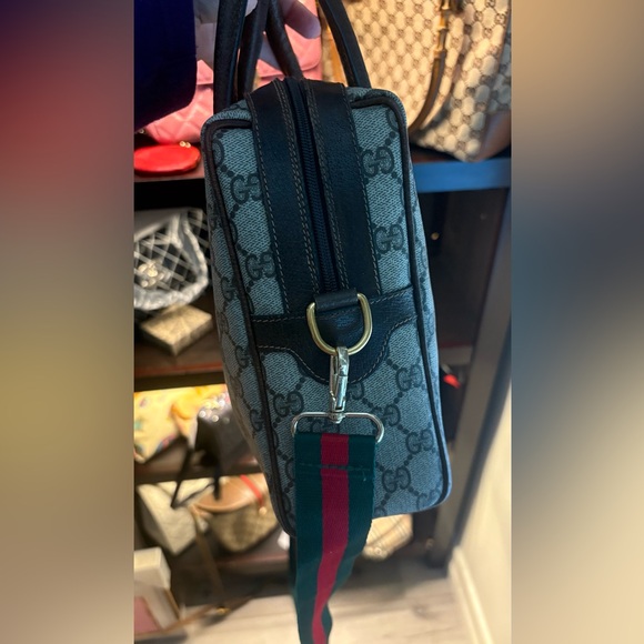 ❌SOLD❌EUC-Gucci Sherry 🍒 Line Boston bag Cross Body 2 straps❤️‍🔥❤️‍🔥❤️‍🔥 - Picture 3 of 7